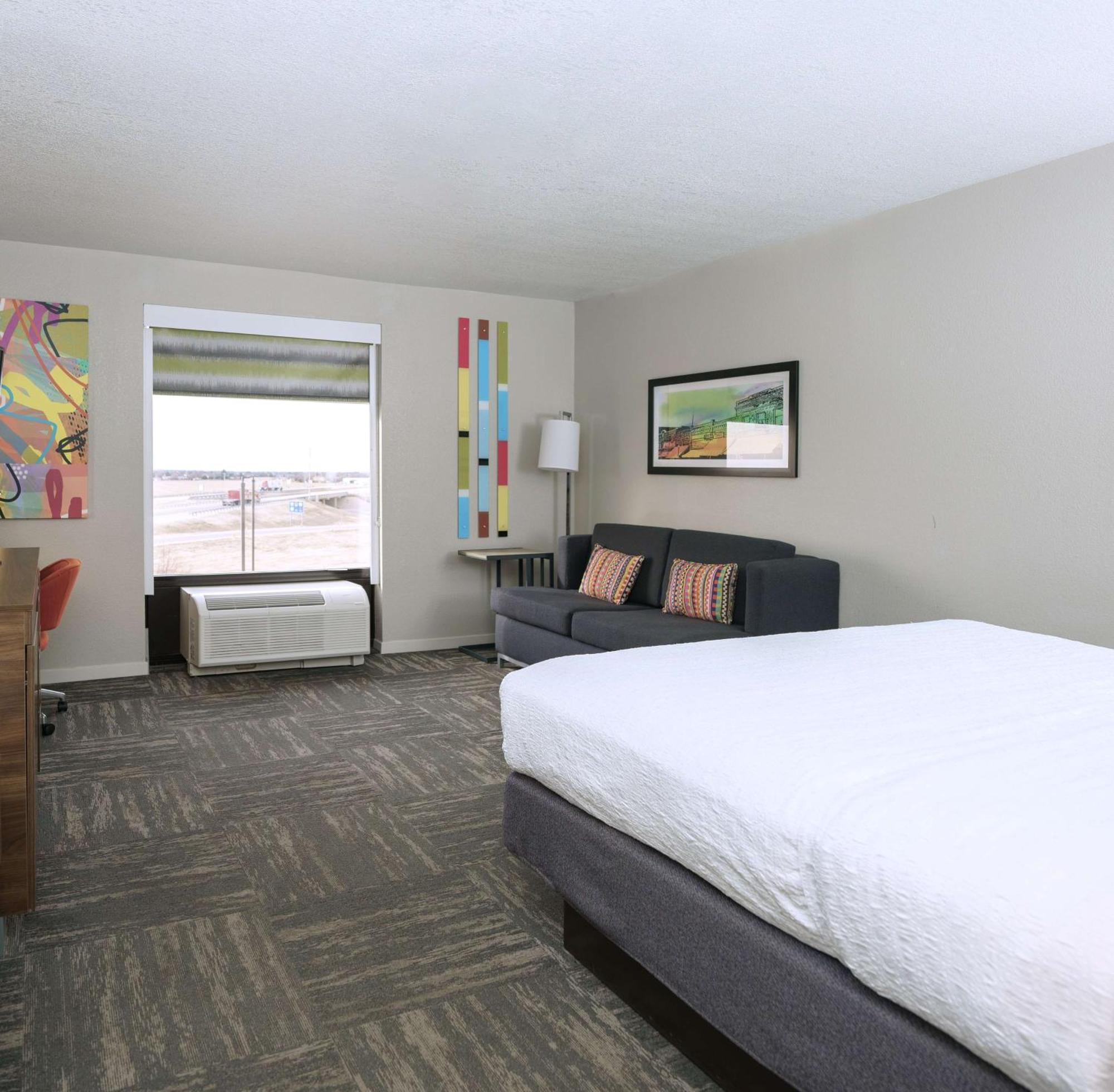 Hampton Inn Hays-North Of I-70 Exterior foto